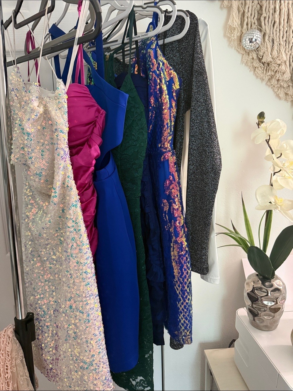 Dresses 👗 check out my page for details